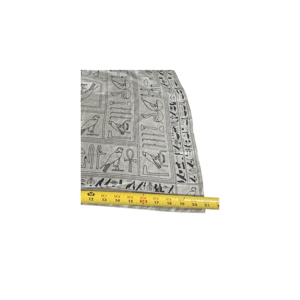 Metropolitan Museum of Art Egyptian Hieroglyph Silk Scarf 21x21 Gray Vintage - Picture 4 of 6